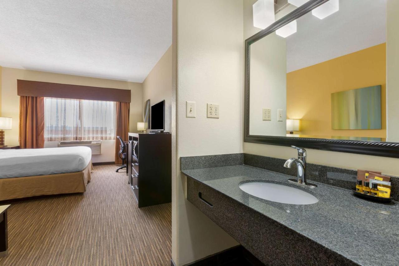 Best Western Plus The Four Corners Inn Фармингтън Екстериор снимка